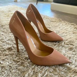 Nude Steve Madden heels